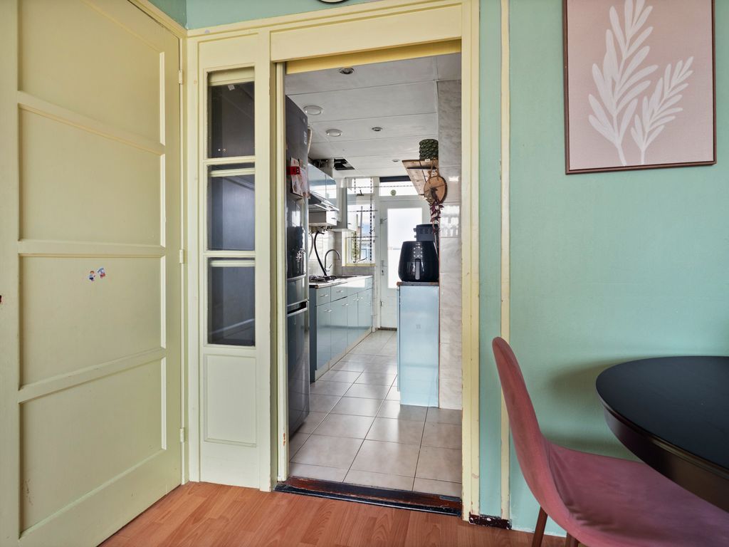 Ruinerwoldstraat 56, 'S-GRAVENHAGE
