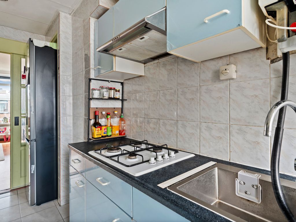 Ruinerwoldstraat 56, 'S-GRAVENHAGE