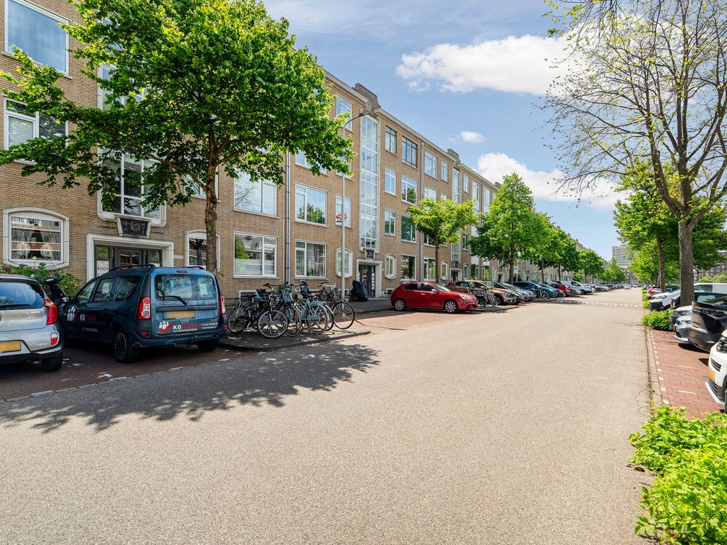 Veenendaalkade 320, 'S-GRAVENHAGE