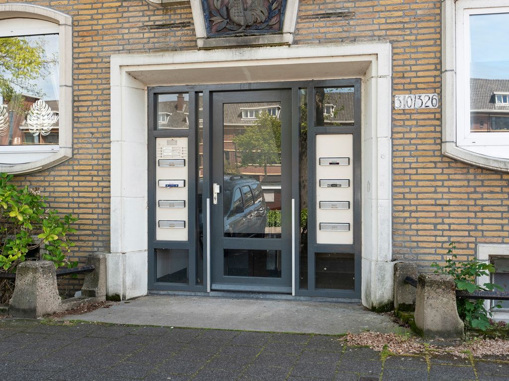 Veenendaalkade 320, 'S-GRAVENHAGE