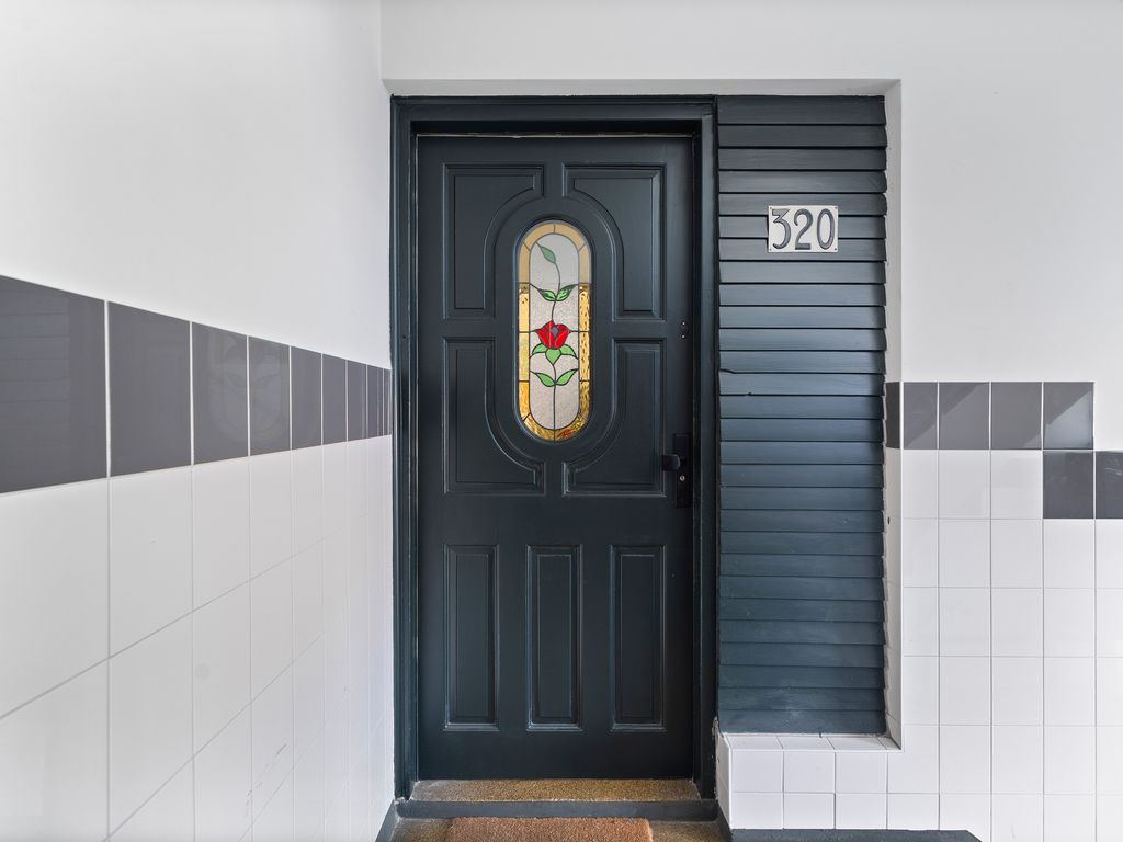 Veenendaalkade 320, 'S-GRAVENHAGE