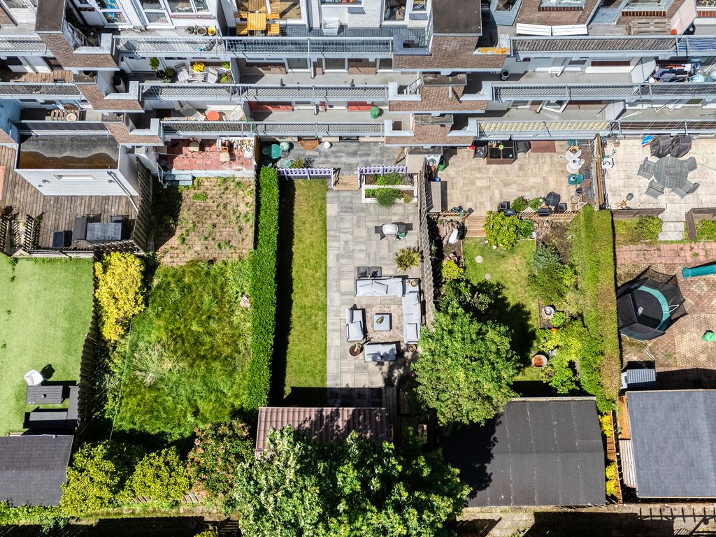 Veenendaalkade 320, 'S-GRAVENHAGE