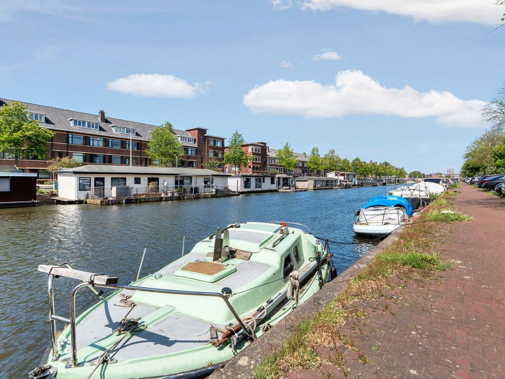 Veenendaalkade 320, 'S-GRAVENHAGE