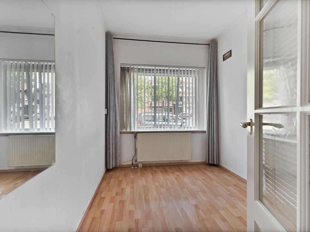 De la Reyweg 789, 'S-GRAVENHAGE