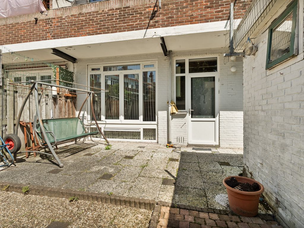 De la Reyweg 789, 'S-GRAVENHAGE