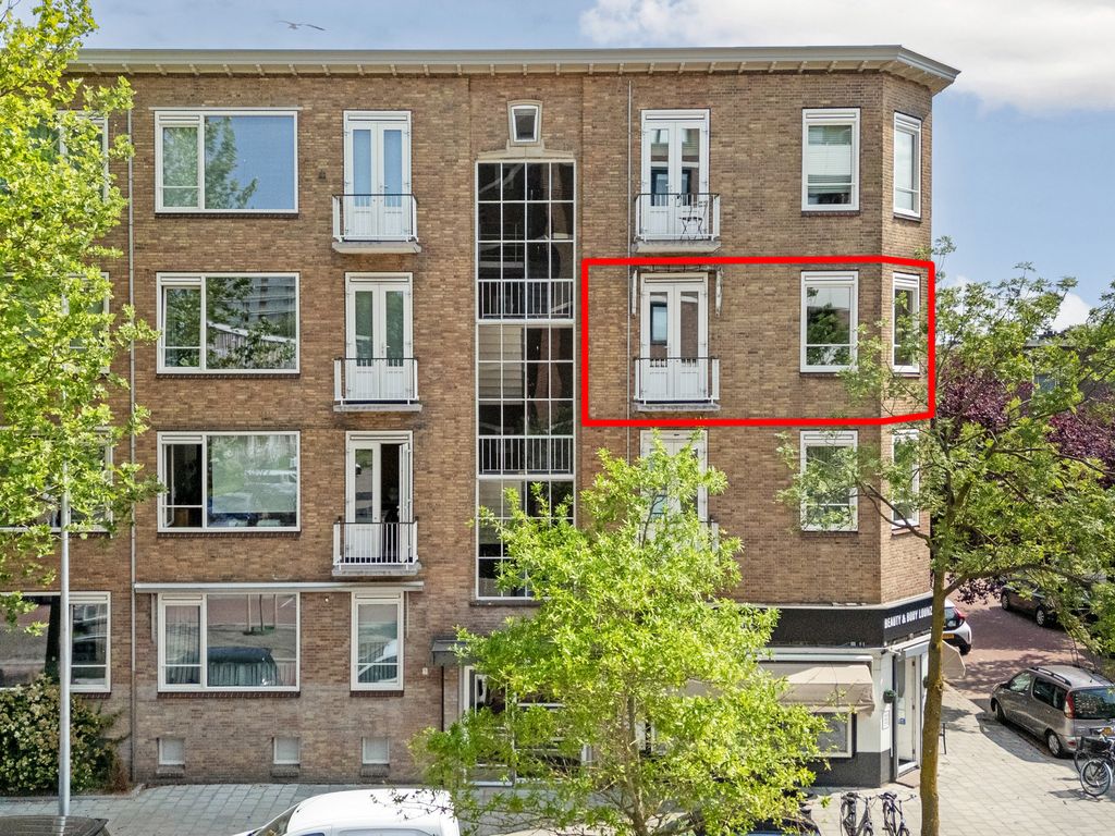 Medemblikstraat 248, 'S-GRAVENHAGE
