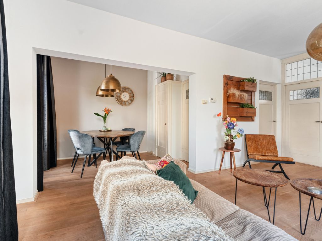 Medemblikstraat 248, 'S-GRAVENHAGE