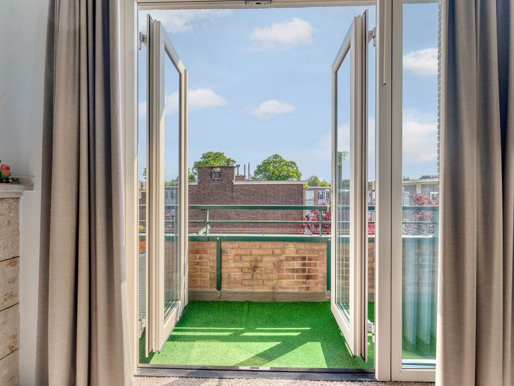Medemblikstraat 248, 'S-GRAVENHAGE