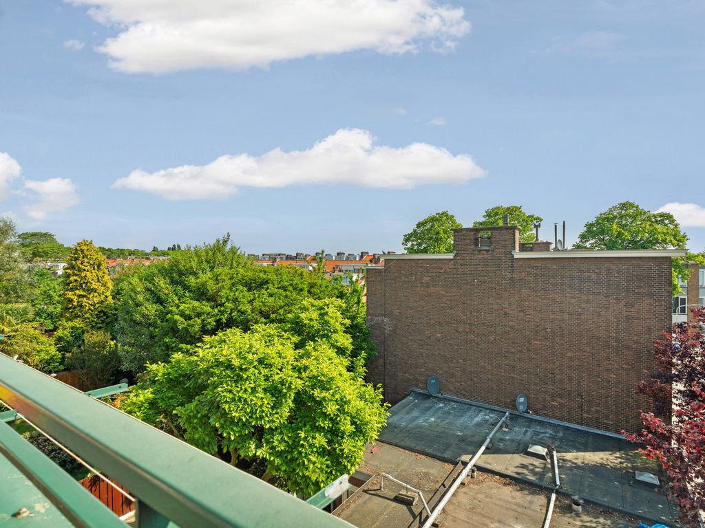 Medemblikstraat 248, 'S-GRAVENHAGE