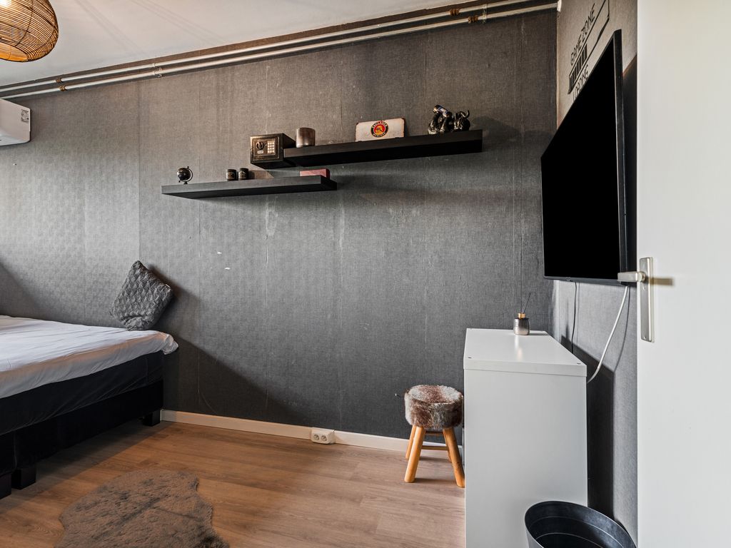 Holysingel 94, VLAARDINGEN