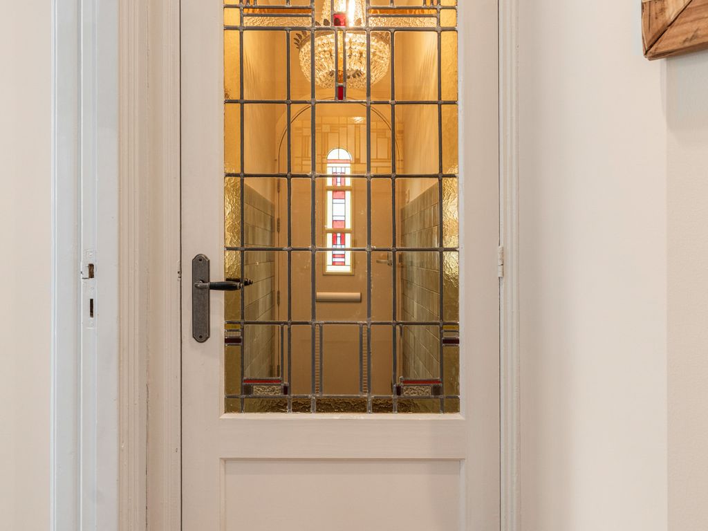 Bosbesstraat 64, 'S-GRAVENHAGE
