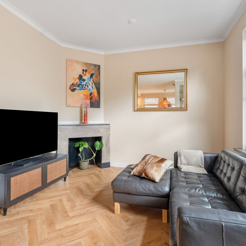 Bosbesstraat 64, 'S-GRAVENHAGE