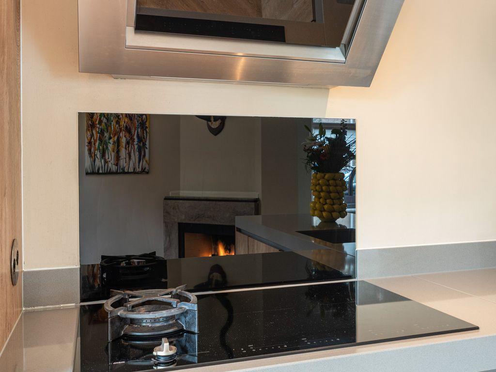 Bosbesstraat 64, 'S-GRAVENHAGE