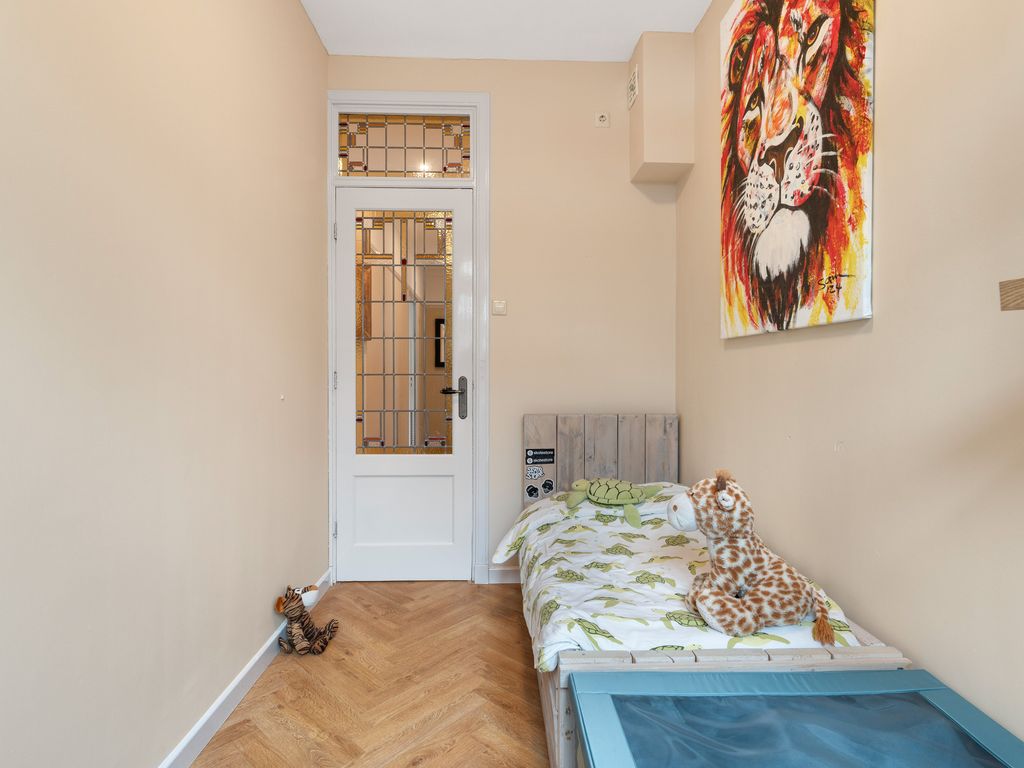 Bosbesstraat 64, 'S-GRAVENHAGE