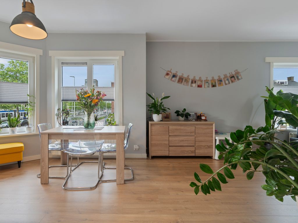 Leyweg 452, 'S-GRAVENHAGE