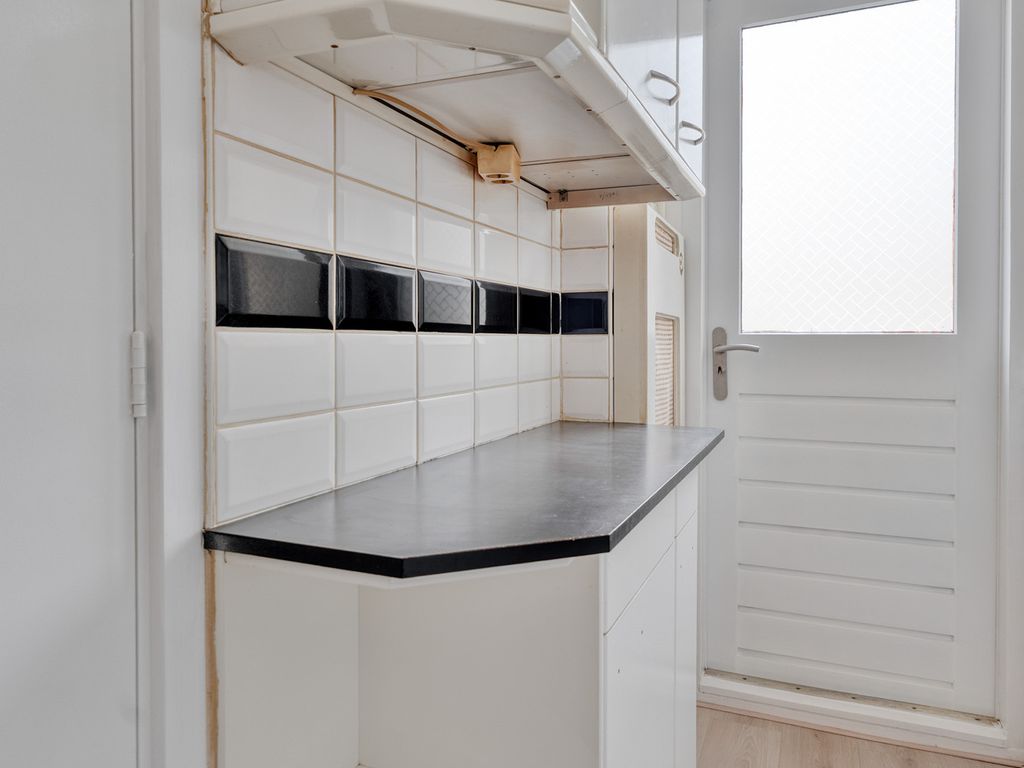 Velpsestraat 225, 'S-GRAVENHAGE