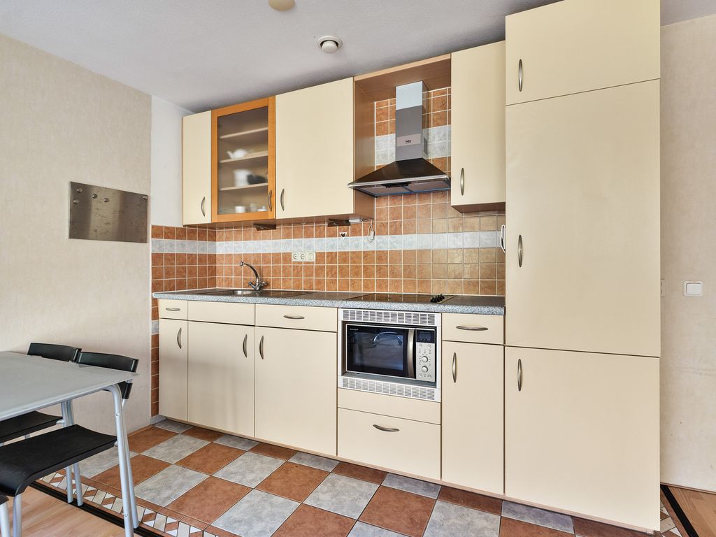 Troelstrakade 825, 'S-GRAVENHAGE