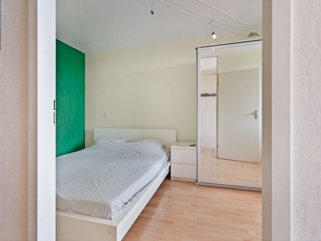 Troelstrakade 825, 'S-GRAVENHAGE