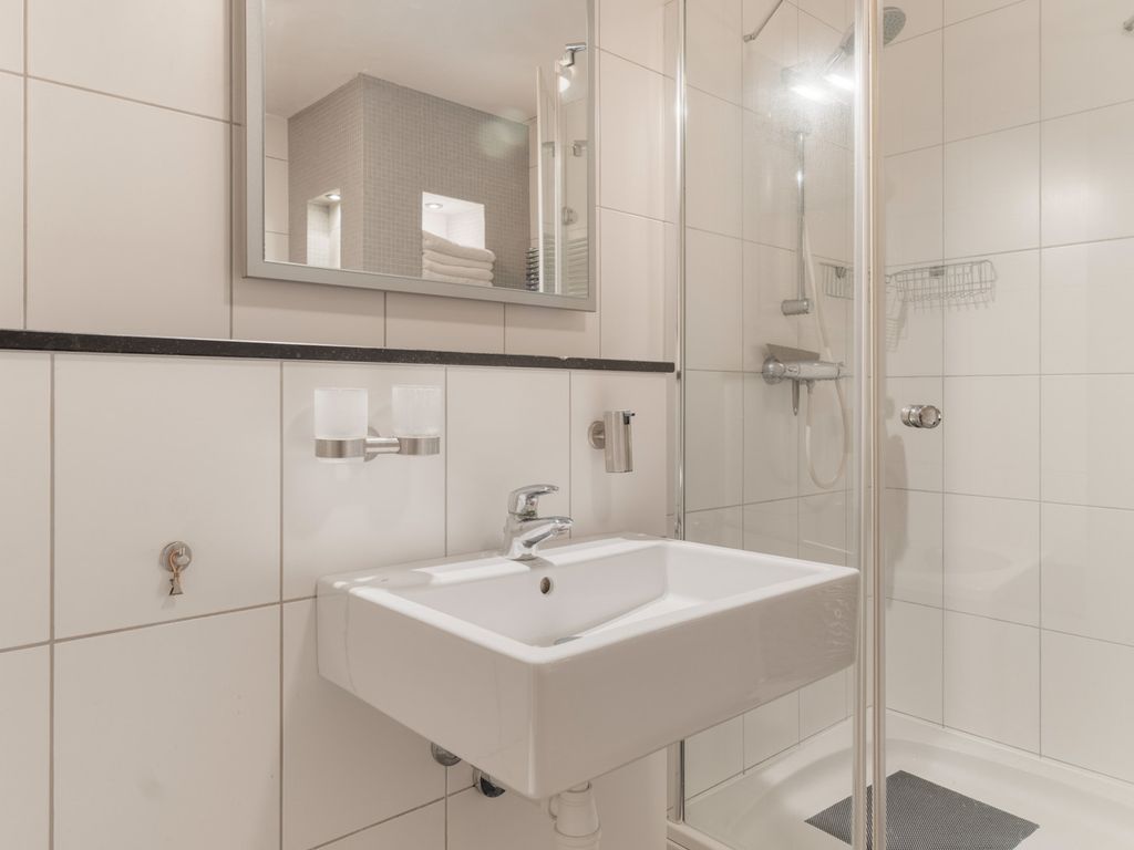 Troelstrakade 27A, 'S-GRAVENHAGE