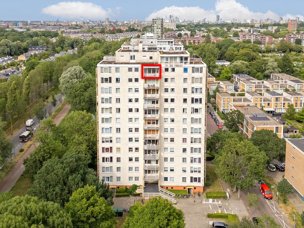 Wezelrade 91B, 'S-GRAVENHAGE