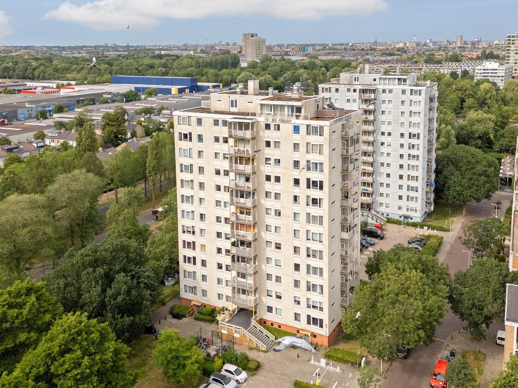 Wezelrade 91B, 'S-GRAVENHAGE
