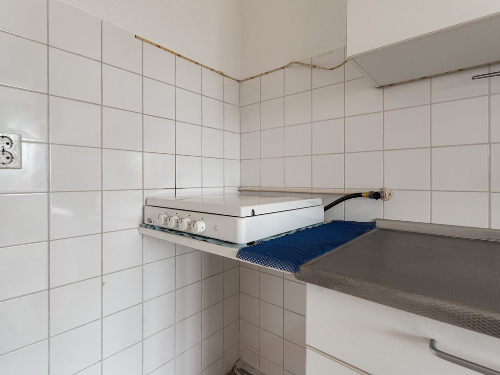 Wezelrade 91B, 'S-GRAVENHAGE