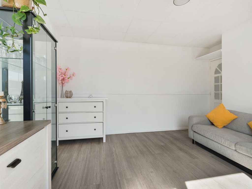 Wolvenrade 103, 'S-GRAVENHAGE