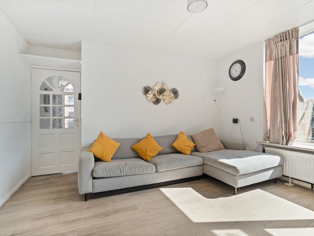Wolvenrade 103, 'S-GRAVENHAGE
