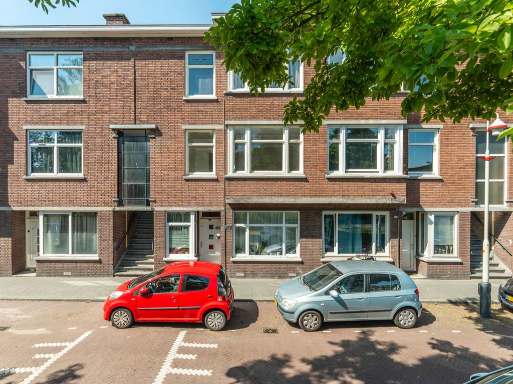 Allard Piersonlaan 211, 'S-GRAVENHAGE