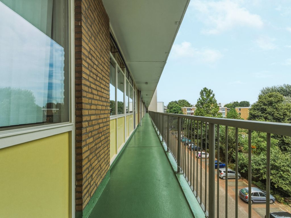Leyweg 106A, 'S-GRAVENHAGE