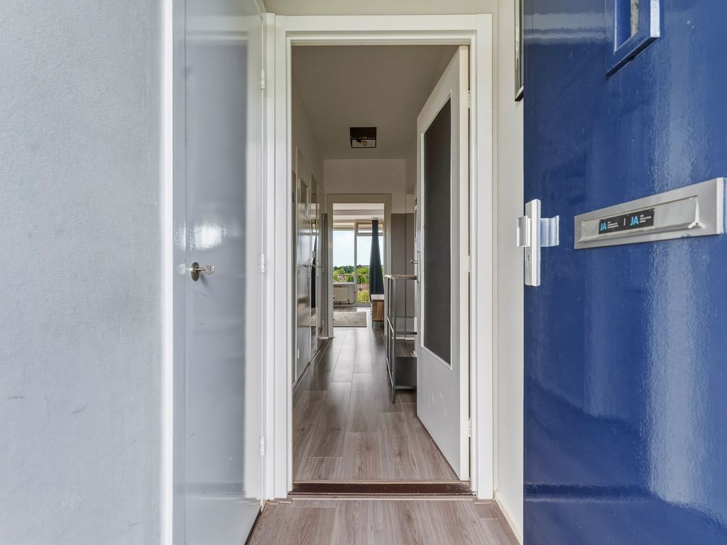 Leyweg 106A, 'S-GRAVENHAGE