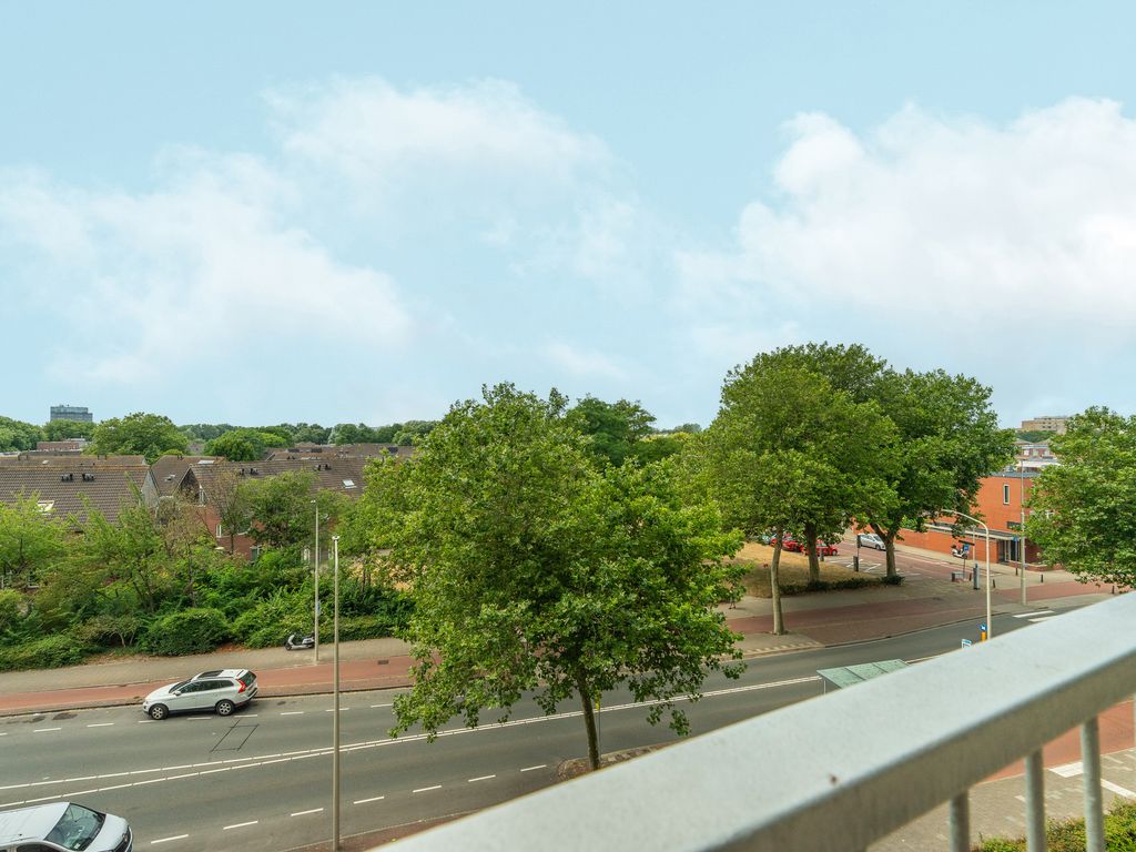 Leyweg 106A, 'S-GRAVENHAGE