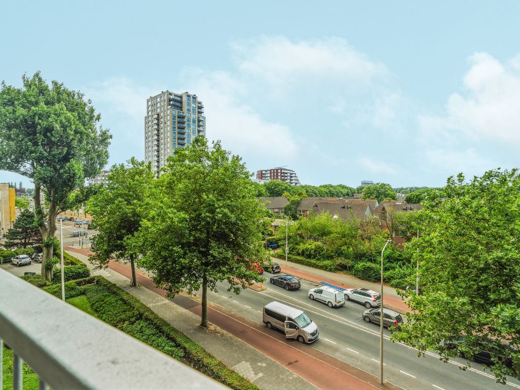 Leyweg 106A, 'S-GRAVENHAGE