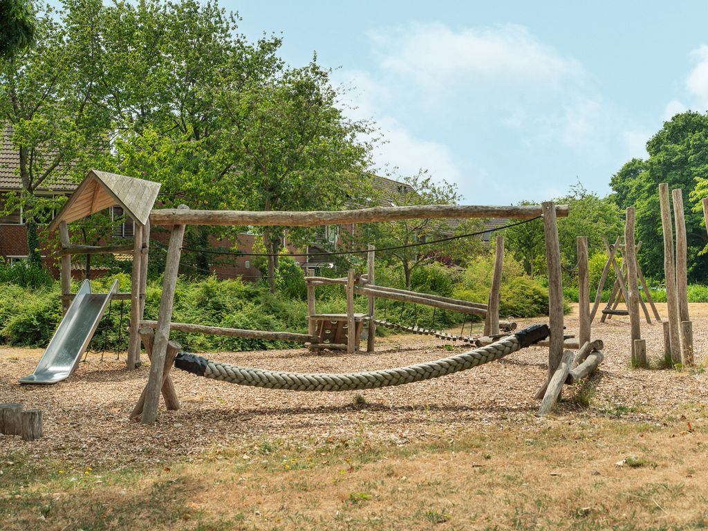 Leyweg 106A, 'S-GRAVENHAGE