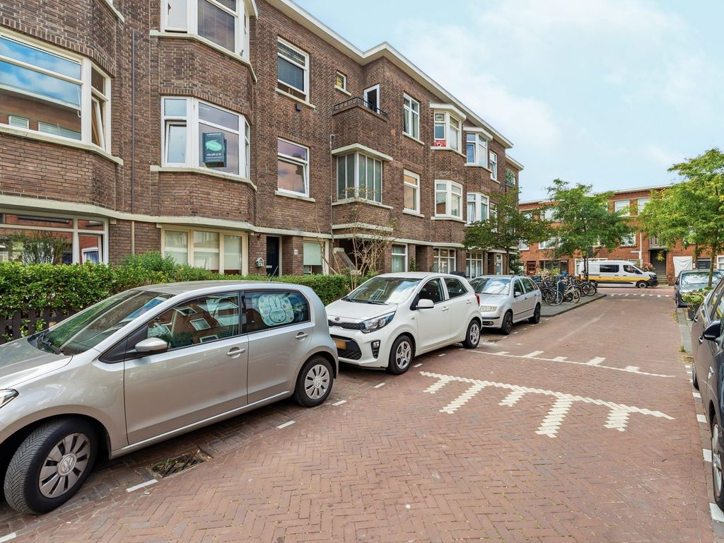 Bennekomstraat 15, 'S-GRAVENHAGE