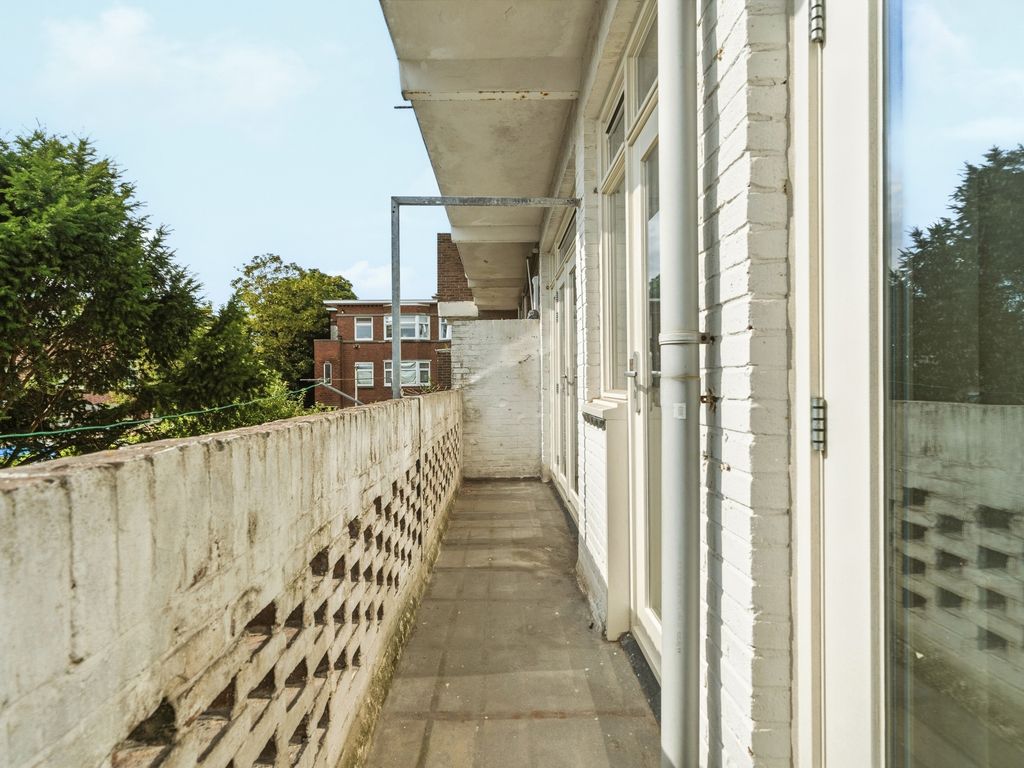 Bennekomstraat 15, 'S-GRAVENHAGE