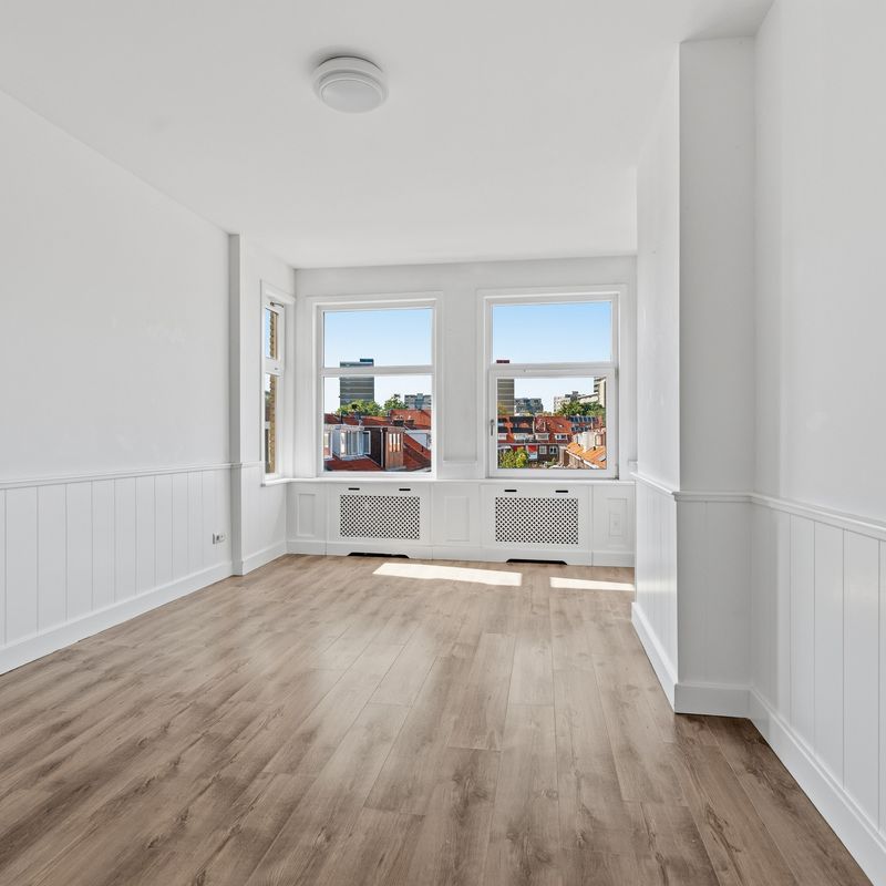 Capadosestraat 214, 'S-GRAVENHAGE