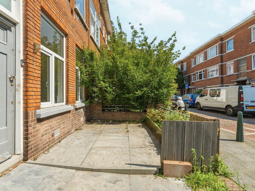 Vierhoutenstraat 20, 'S-GRAVENHAGE