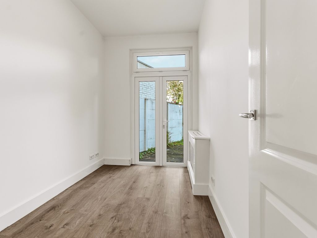 Vierhoutenstraat 20, 'S-GRAVENHAGE