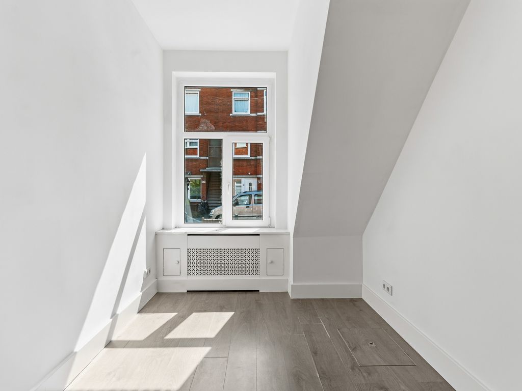 Vierhoutenstraat 20, 'S-GRAVENHAGE