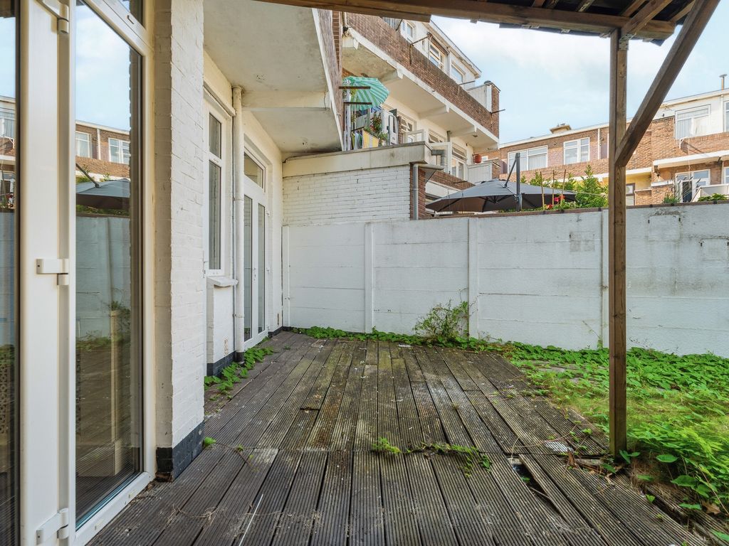 Vierhoutenstraat 20, 'S-GRAVENHAGE