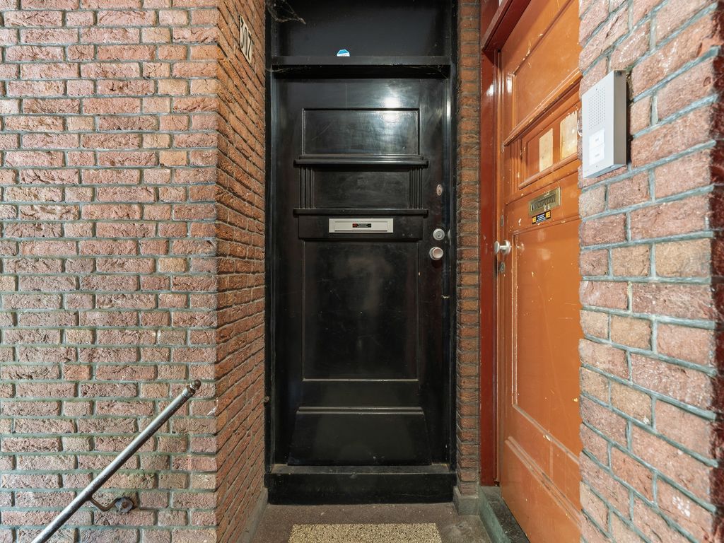De la Reyweg 307, 'S-GRAVENHAGE