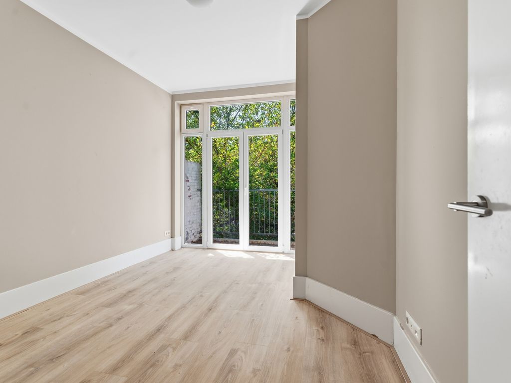 De la Reyweg 307, 'S-GRAVENHAGE