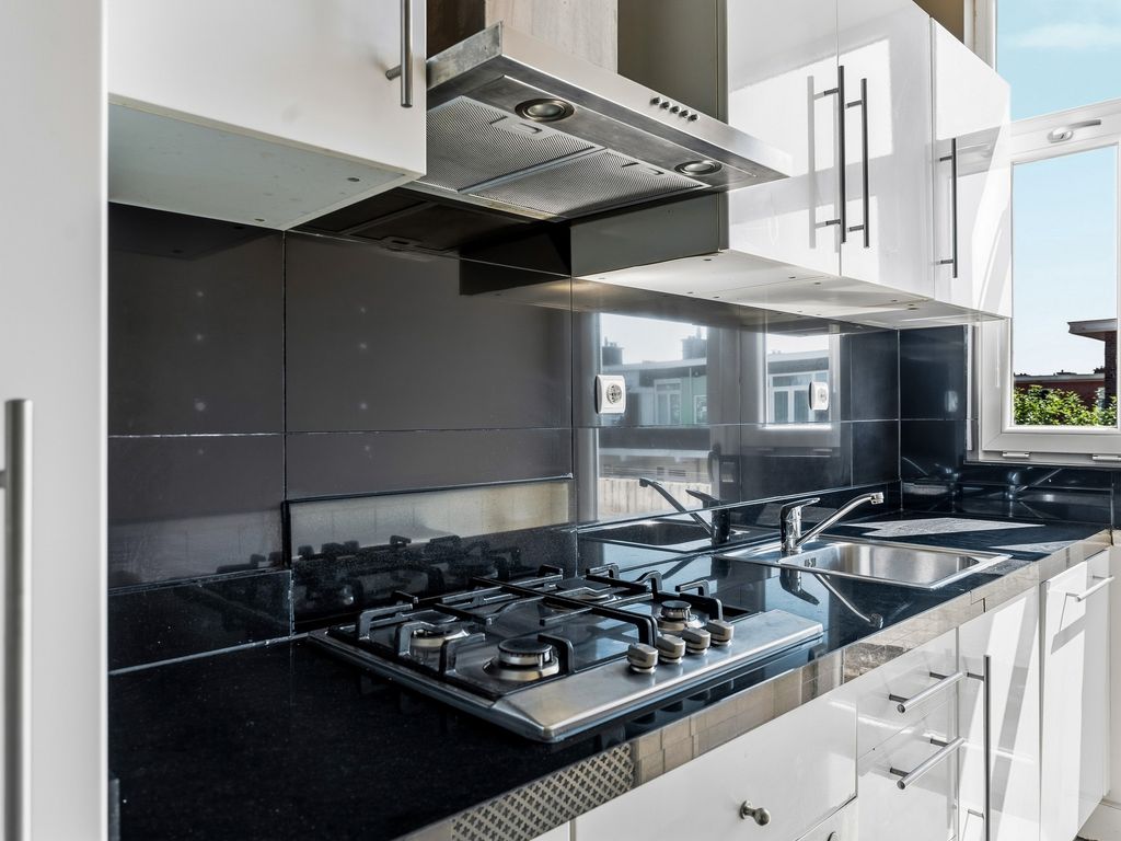 Schaarsbergenstraat 92, 'S-GRAVENHAGE