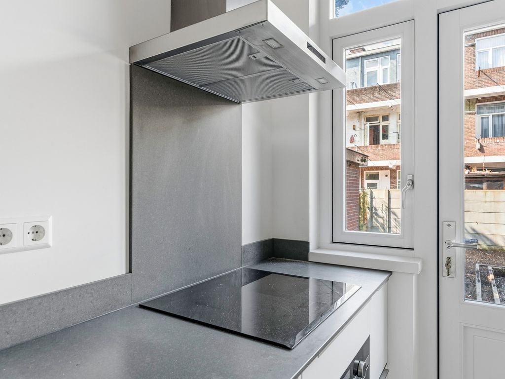 De la Reyweg 581, 'S-GRAVENHAGE