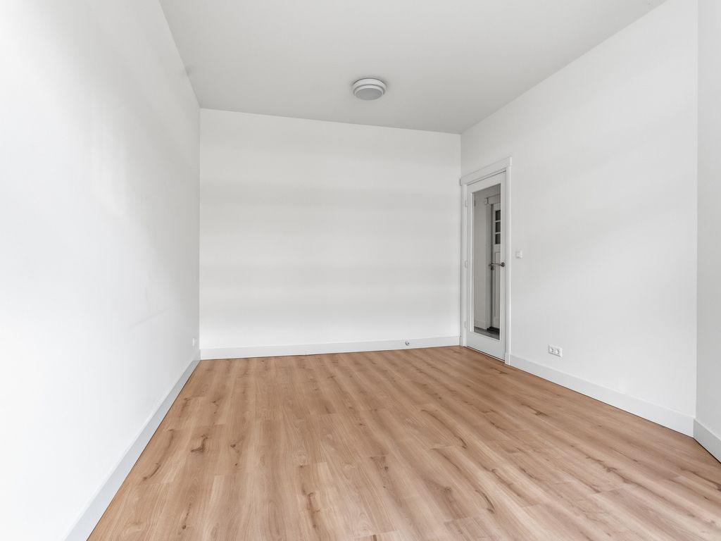 De la Reyweg 581, 'S-GRAVENHAGE