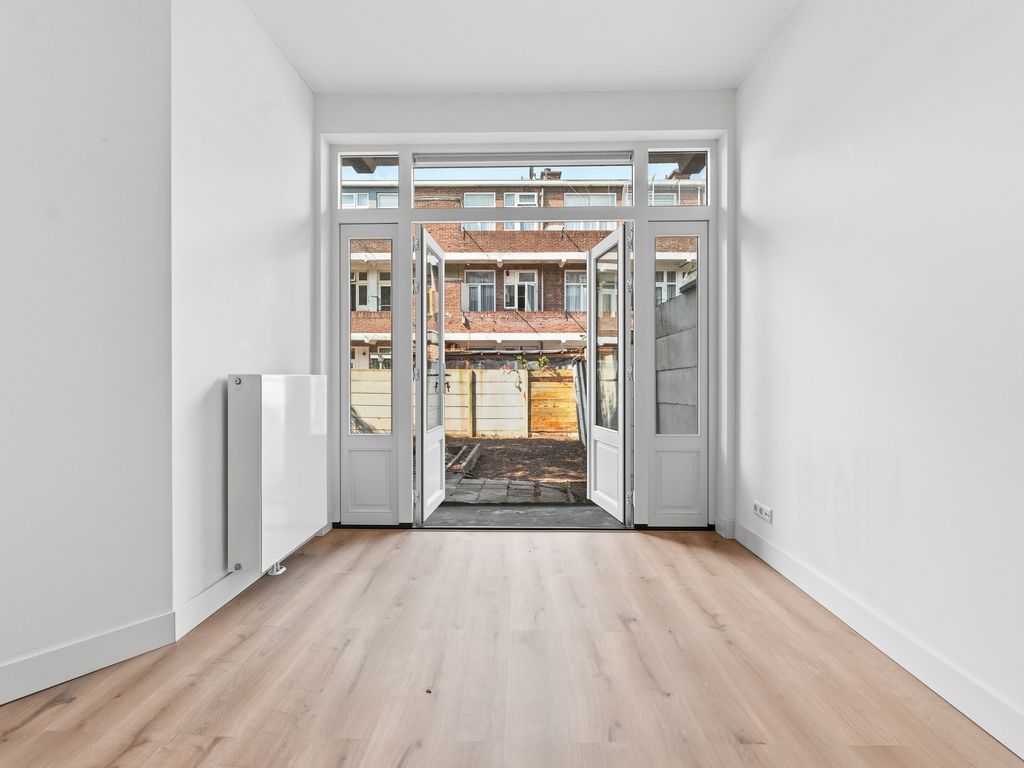 De la Reyweg 581, 'S-GRAVENHAGE