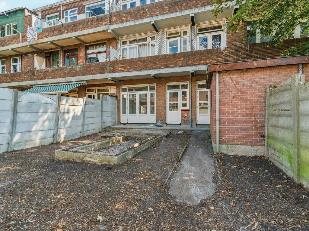 De la Reyweg 581, 'S-GRAVENHAGE