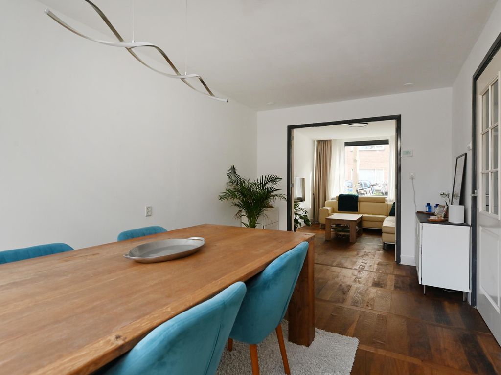 Beetsstraat 315, 'S-GRAVENHAGE