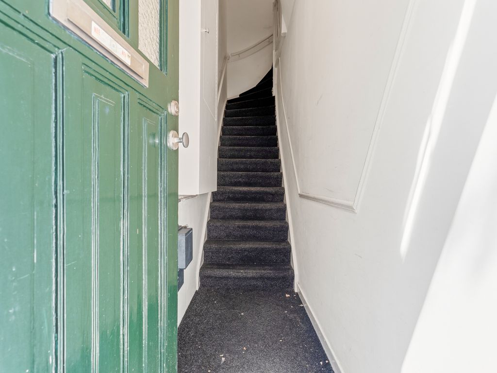 Van Loostraat 115A, 'S-GRAVENHAGE